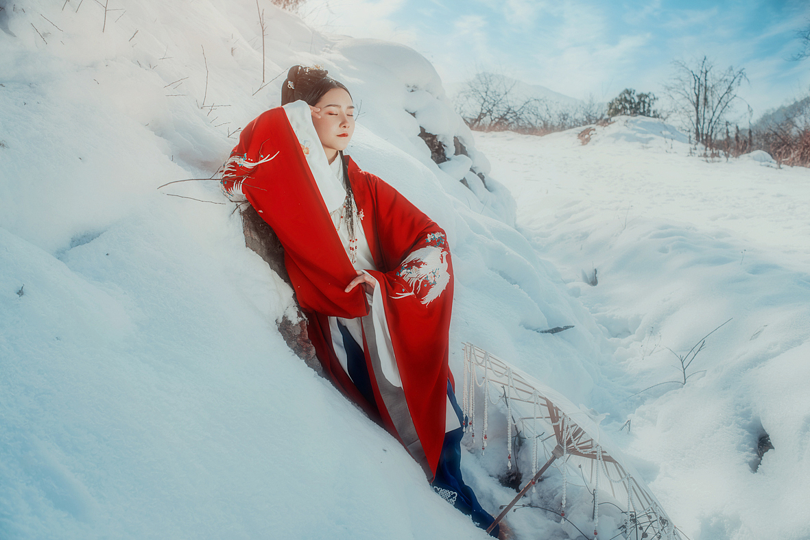 《红尘故梦·踏雪》（图ZMTE0MzQ4OTI0） - 人像摄影 - 站酷设计师元奕泽原创素材 - 站酷ZCOOL