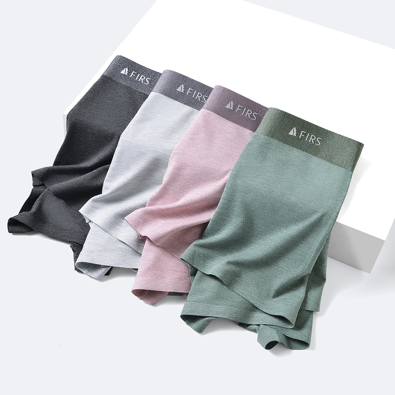 男式内裤造型挂拍摄影