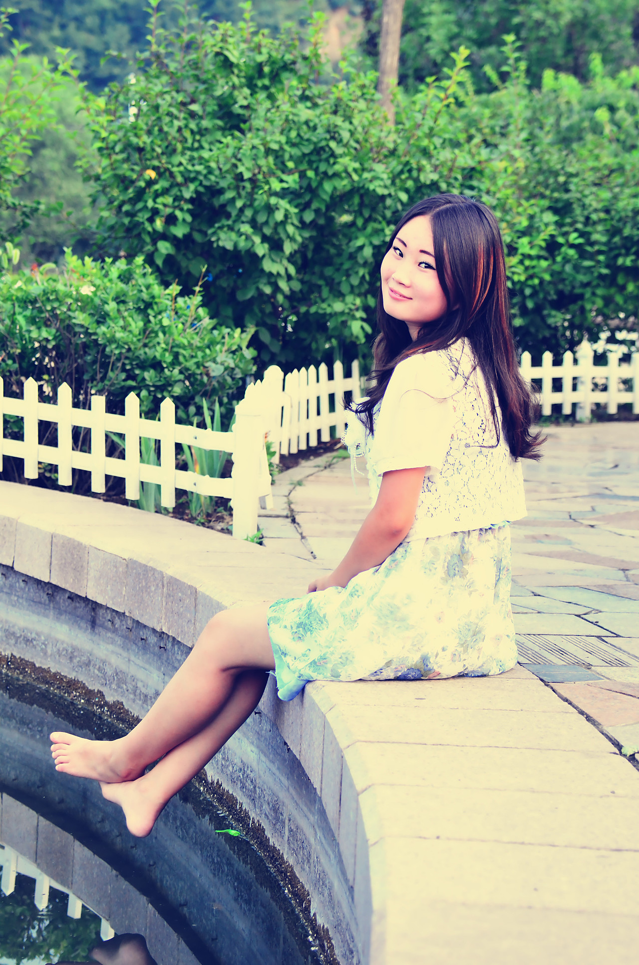 摄影人像:我还未老依然喜欢听趁早