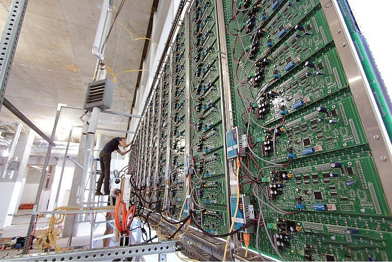 磁性翻转屏-机械翻转屏