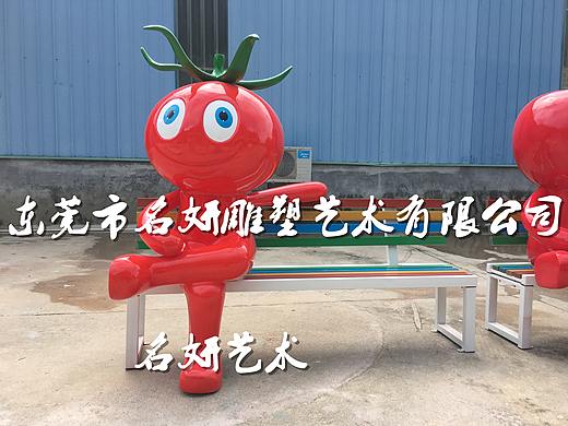 玻璃钢西红柿雕塑卡通IP玩偶给农场品牌带来多元化价值