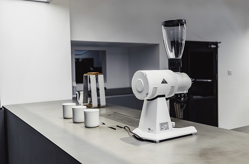 麥瑞咖啡| MERRY COFFEE（圖ZMzQ5NDY2ODky） - 宣傳物料 - 站酷設(shè)計師JKD_STUDIO原創(chuàng)素材 - 站酷ZCOOL