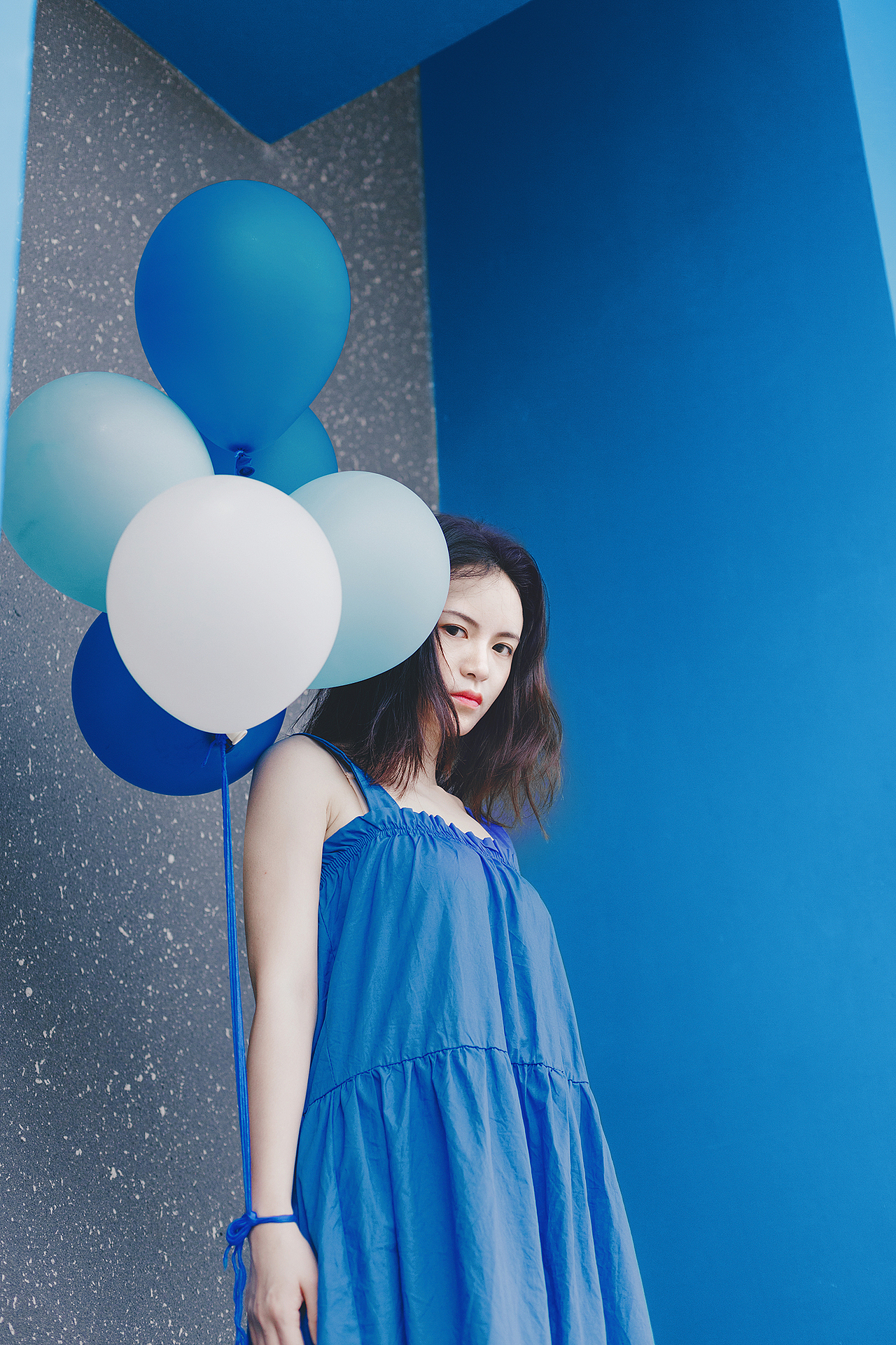 夢(mèng)藍(lán)創(chuàng)想（圖ZMTY0NDAzMjYw） - 人像攝影 - 站酷設(shè)計(jì)師林視界原創(chuàng)素材 - 站酷ZCOOL