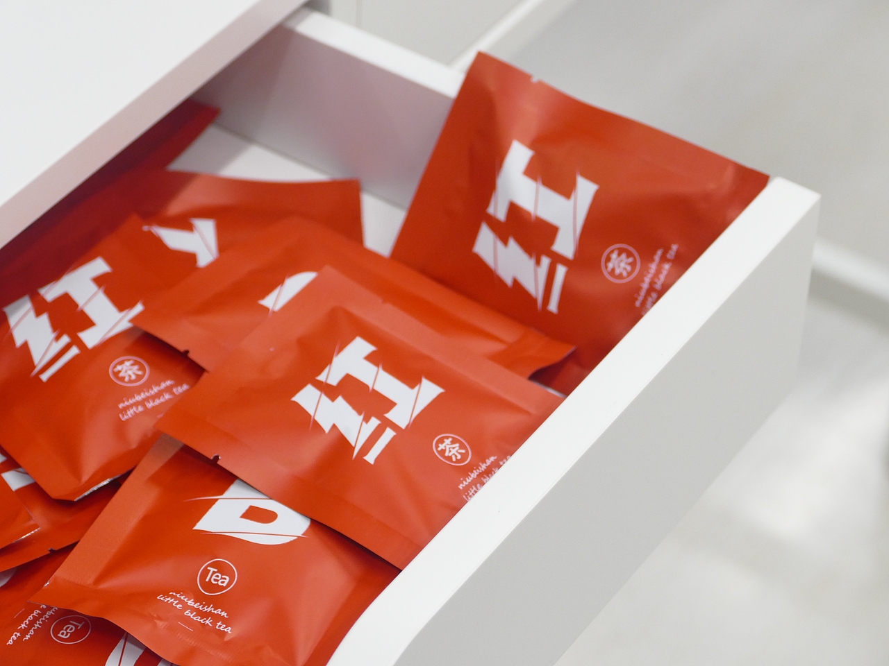 牛背山生态小红茶（图ZMjY5OTYxNzI4） - 包装 - 站酷设计师BVBDWORKS原创素材 - 站酷ZCOOL