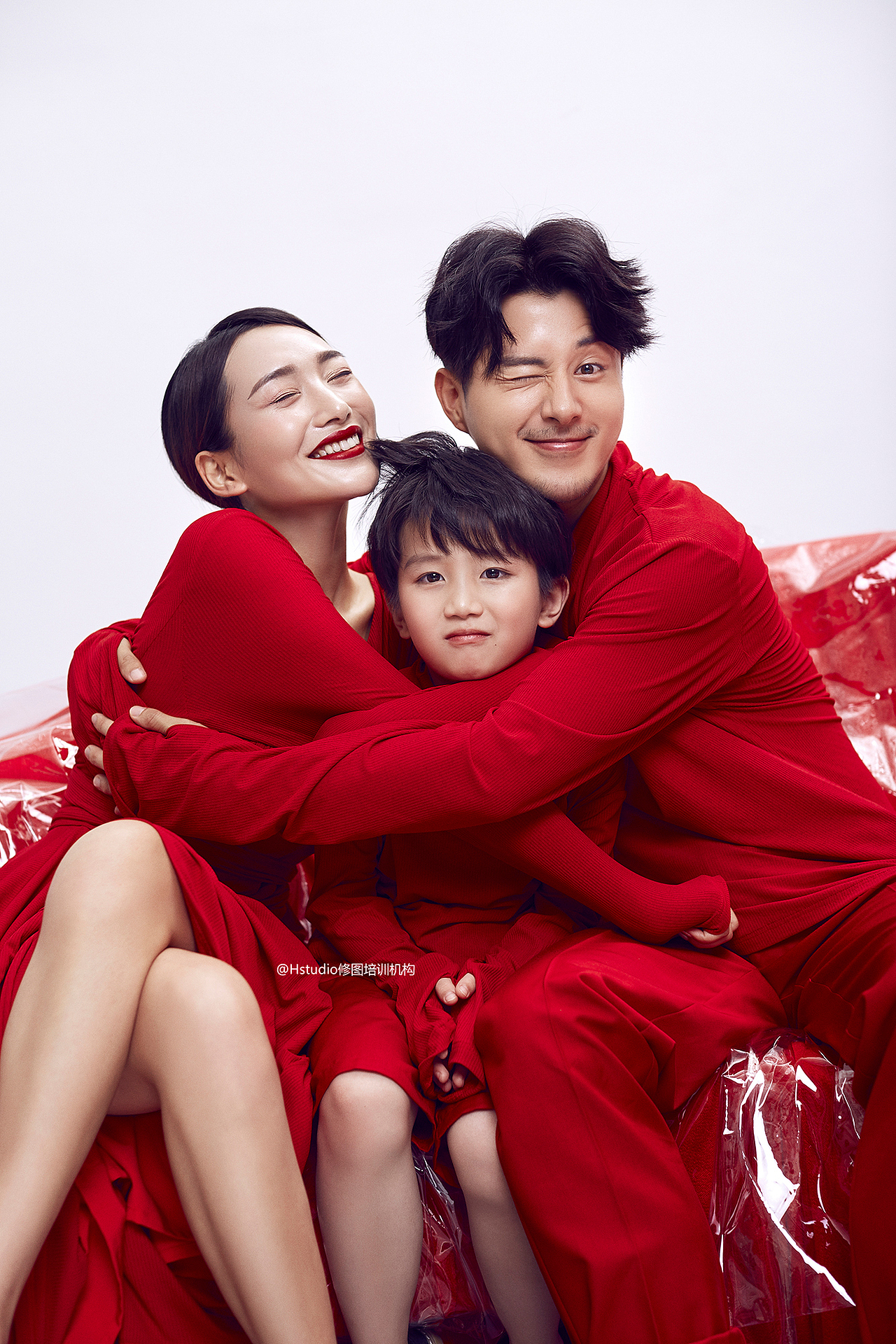 亲子（图ZMTM0NjU1ODI4） - 修图/后期 - 站酷设计师Hstudio修图培训原创素材 - 站酷ZCOOL