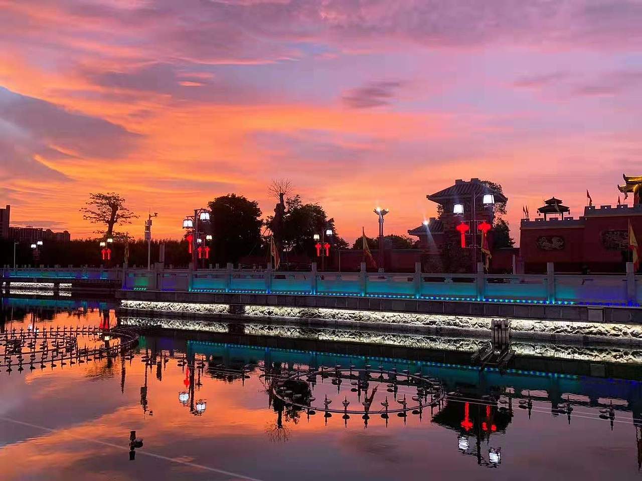 湛江遂溪孔圣山唯美夜景（图ZMTY3OTYzODk2） - 环境/建筑摄影 - 站酷设计师janetao0606原创素材 - 站酷ZCOOL