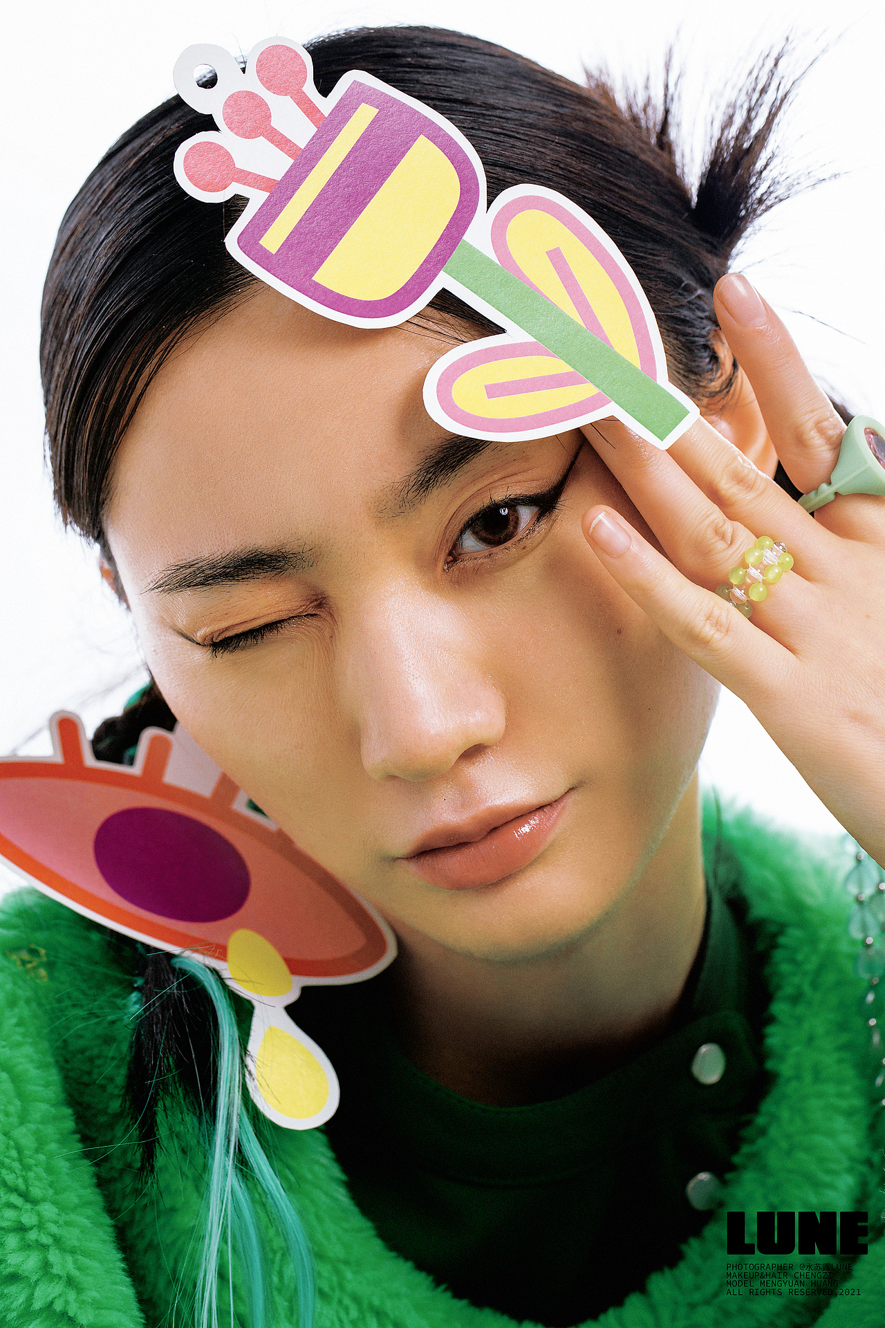 Lookbook | 一个购物狂的自白 设计师品牌服装拍摄（图ZMjgwODgzNjcy） - 时尚/艺术摄影 - 站酷设计师水苏露原创素材 - 站酷ZCOOL