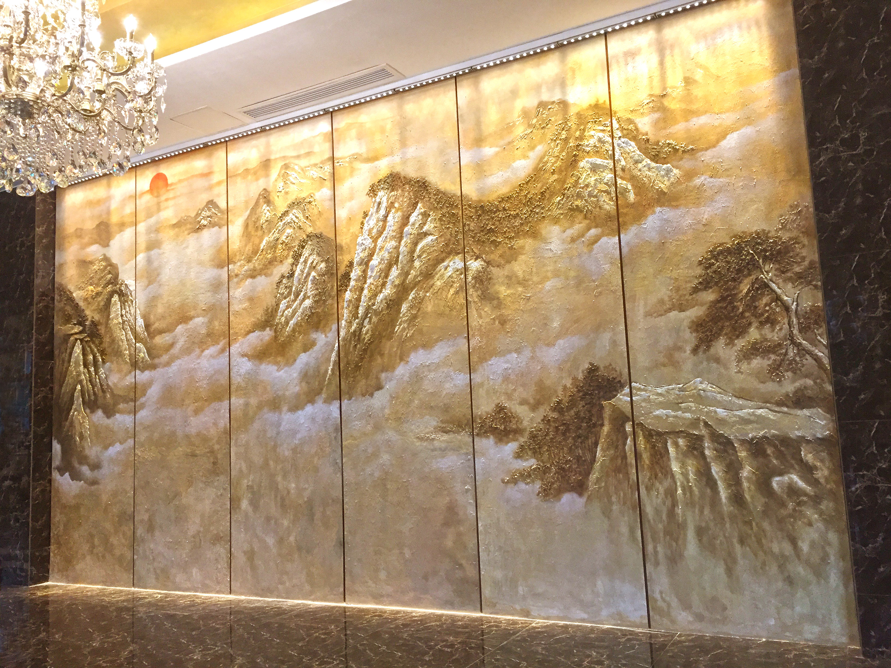南京马良酒店金箔壁画墙绘作品【金箔山水壁画】