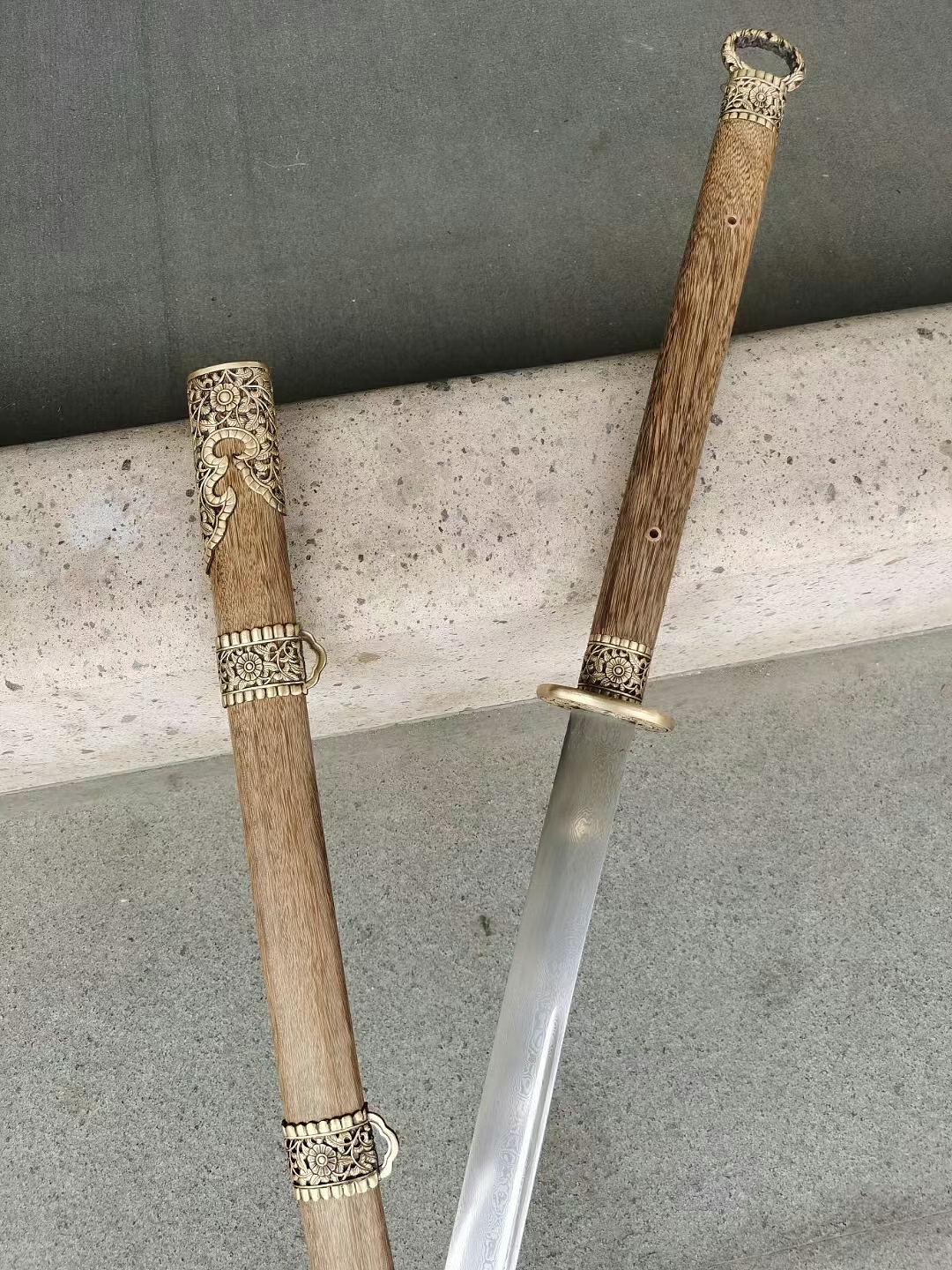 加特长全长168厘米铜装菊唐草环首苗刀