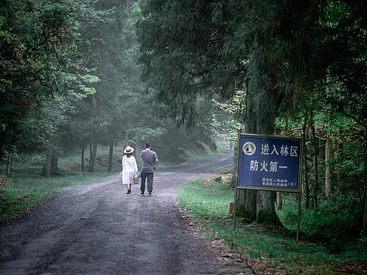 然后，轉(zhuǎn)身向山里走去（個(gè)人主頁-ZMzU0OTI5NTY=） - 人文/紀(jì)實(shí)攝影 - 站酷設(shè)計(jì)師在路上的周小周原創(chuàng)素材 - 站酷ZCOOL