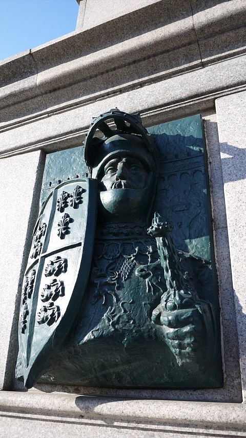 黏在家里 年在家里