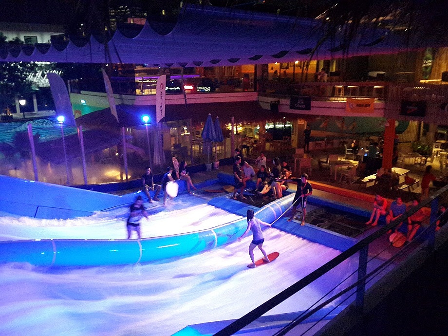 上海幕明室内真波冲浪机 移动冲浪机 室内滑雪机租赁