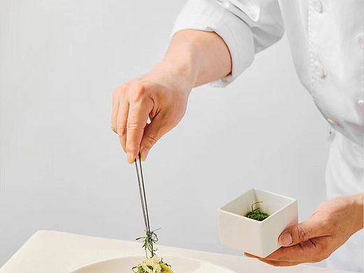 美食淮扬菜丨人物的加入让美食图更有互动性