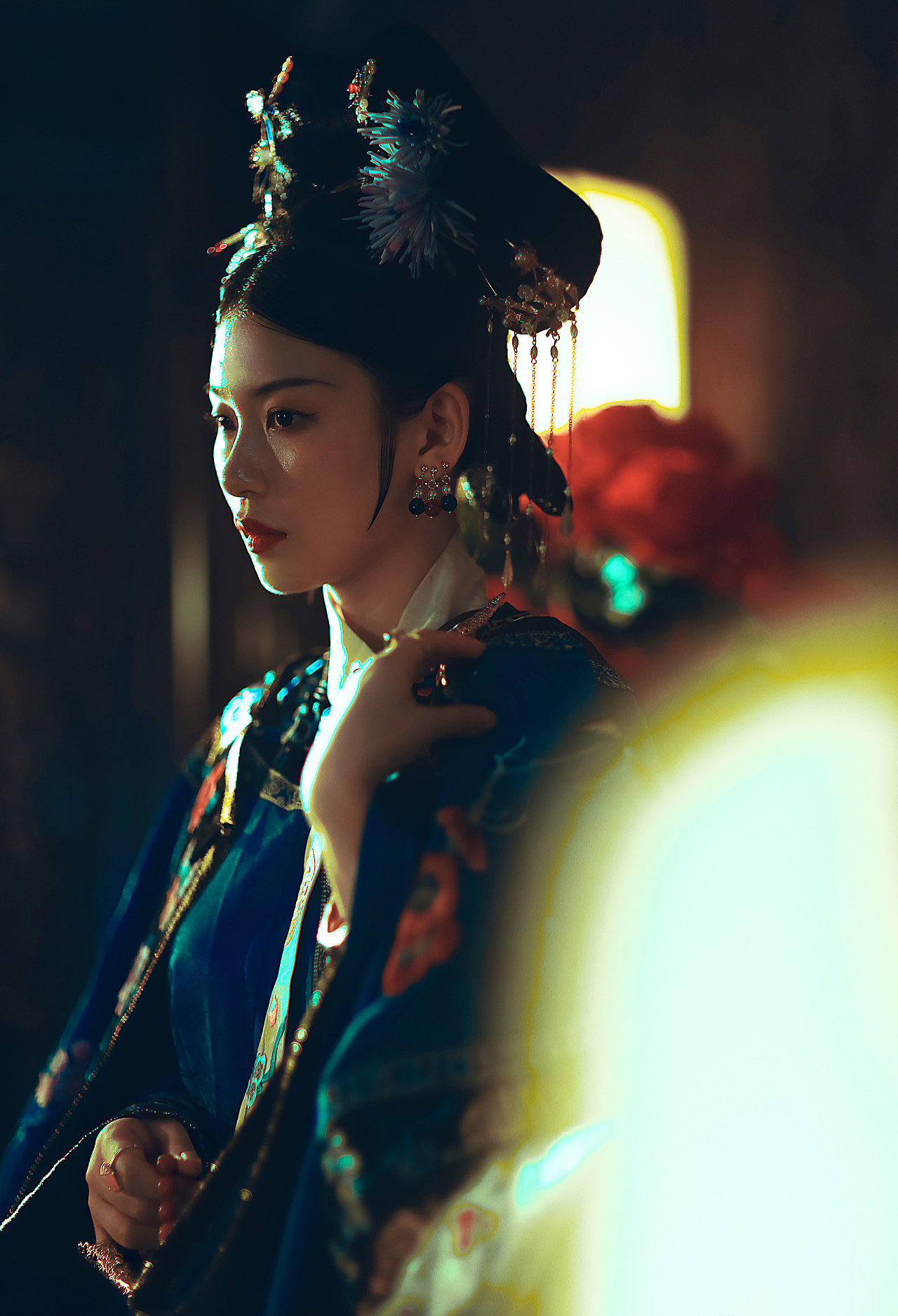 深宫|客片（图ZMzExNDYxOTky） - 人像摄影 - 站酷设计师广西摄影师書荔原创素材 - 站酷ZCOOL