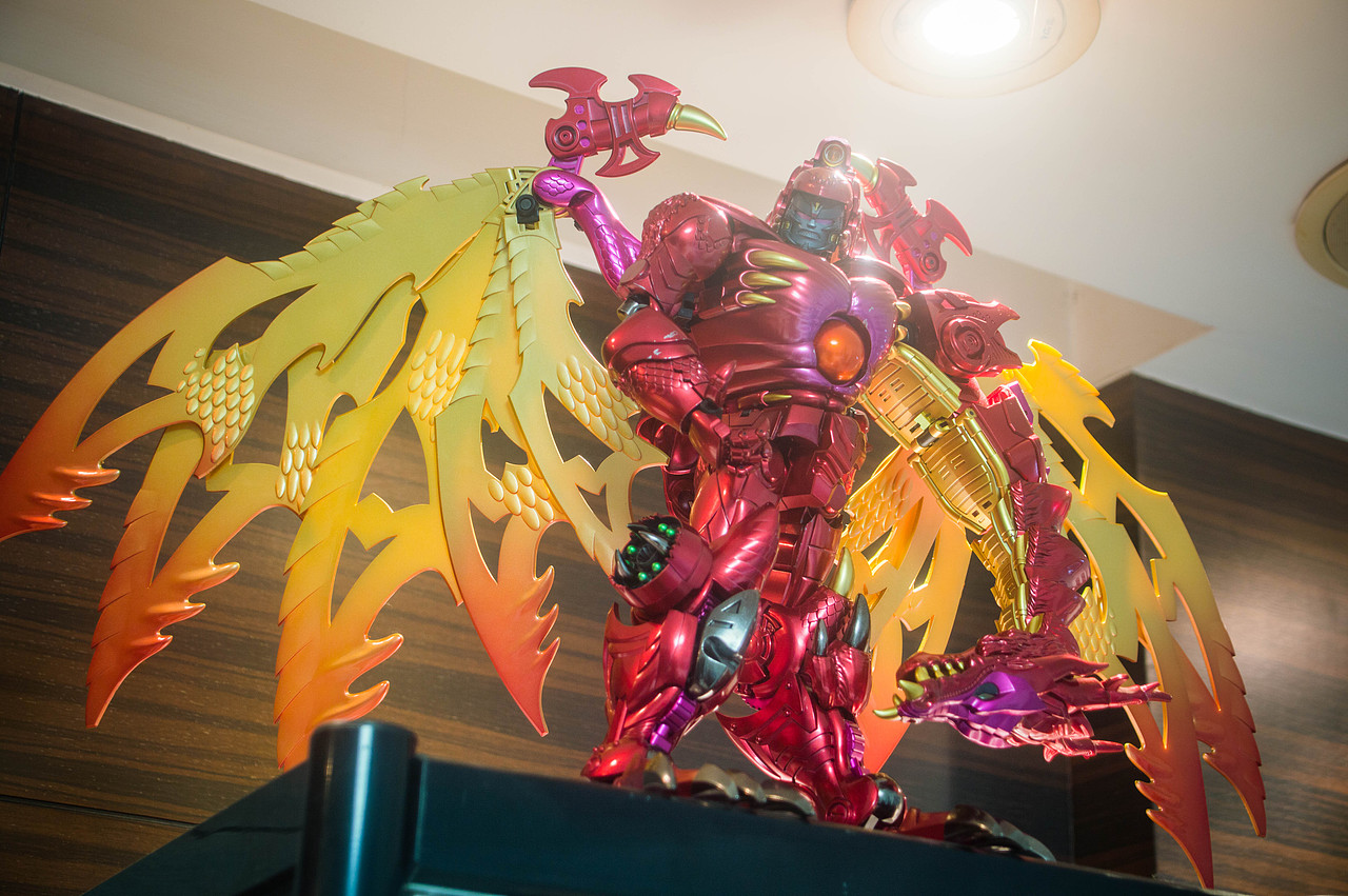 定格动画匠型红龙超能勇士霸王龙变形