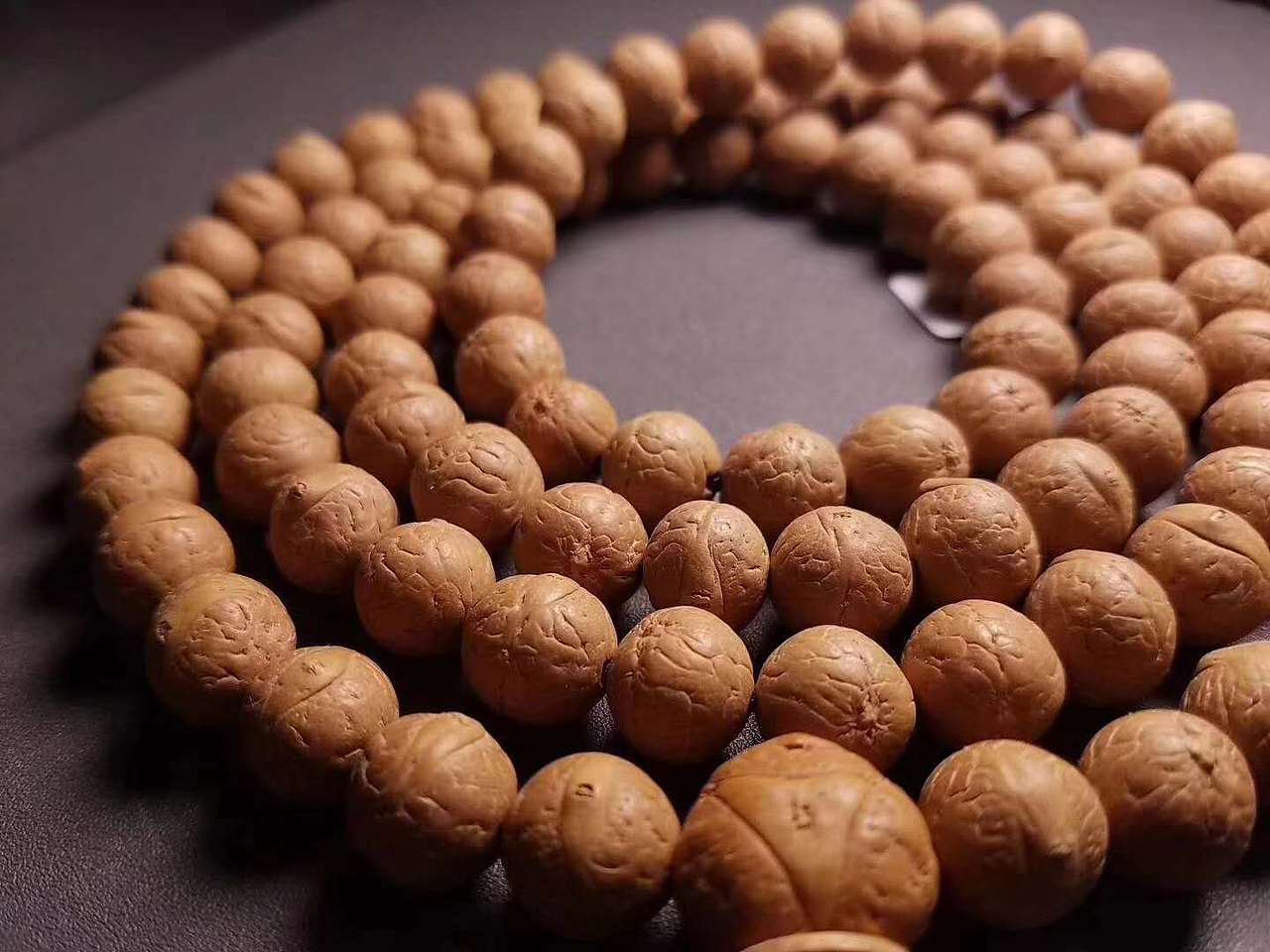 尼泊尔精品115凤眼菩提龙掌柜文玩