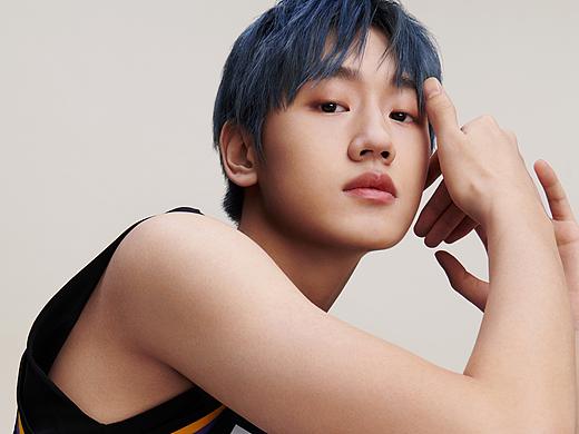 《VogueMe》INTO1
