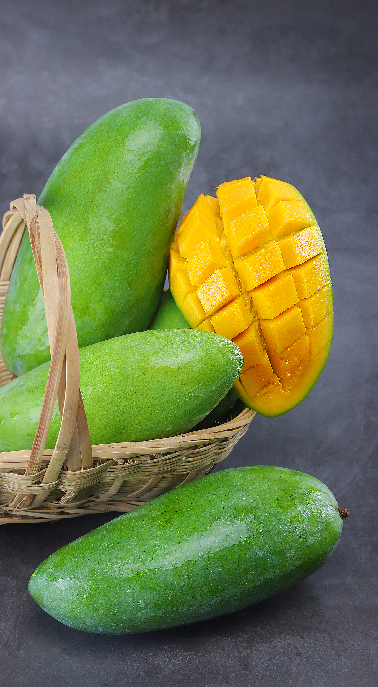 水果拍摄—越南大青芒（图ZMjAzMjQ0OTIw） - 产品摄影 - 站酷设计师鲸人映像原创素材 - 站酷ZCOOL