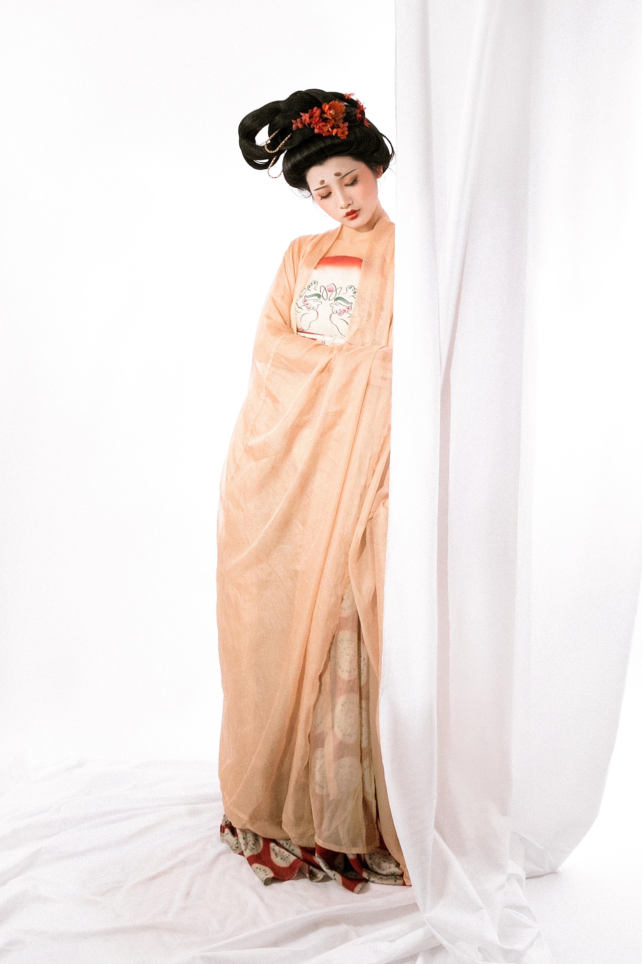 会向瑶台月下逢 古风汉服系列作品（图ZMjg2NTQzODU2） - 人像摄影 - 站酷设计师LIMO摄影工作室原创素材 - 站酷ZCOOL