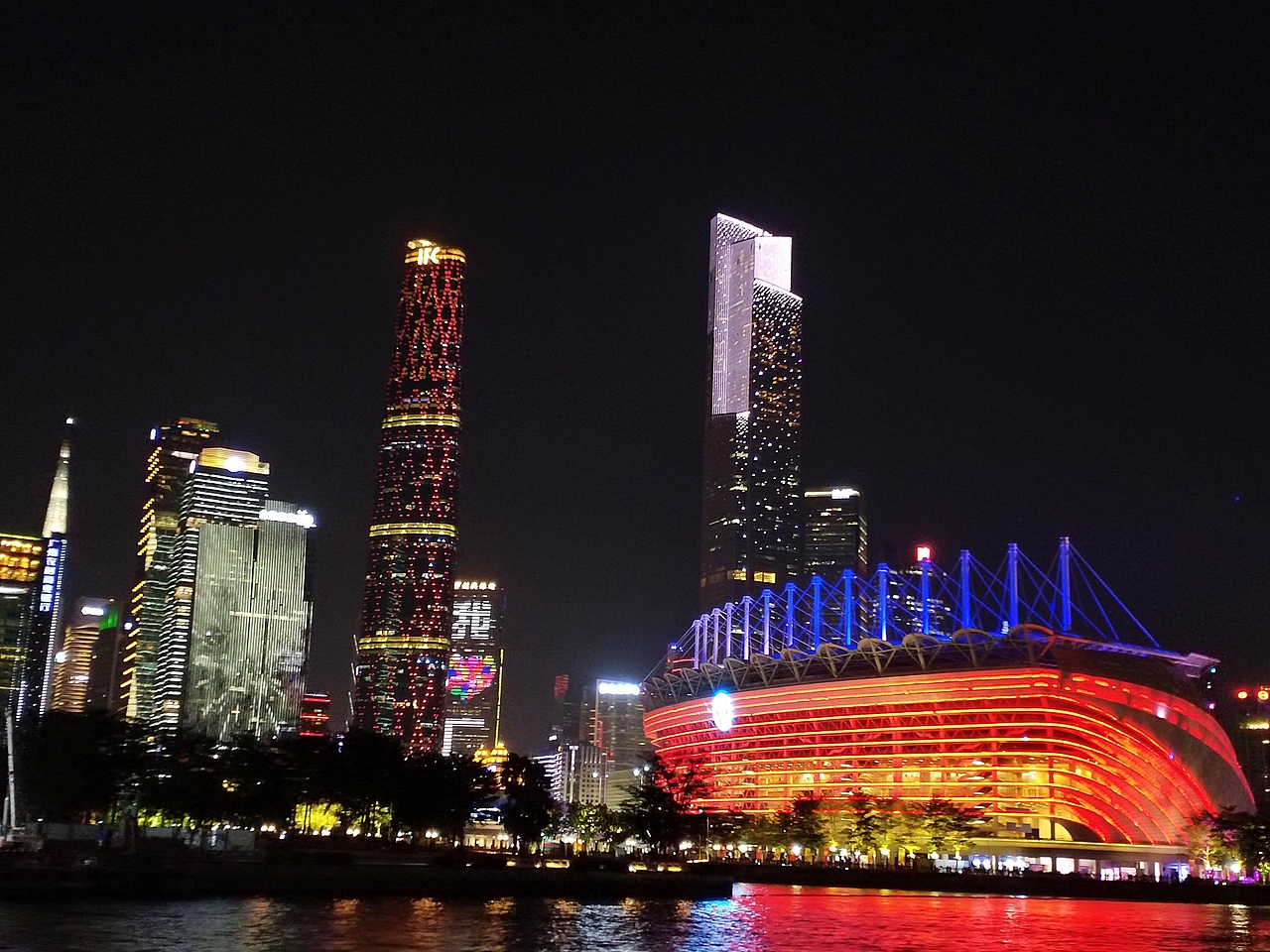 广州广州塔ifc珠江夜游76猎德大桥