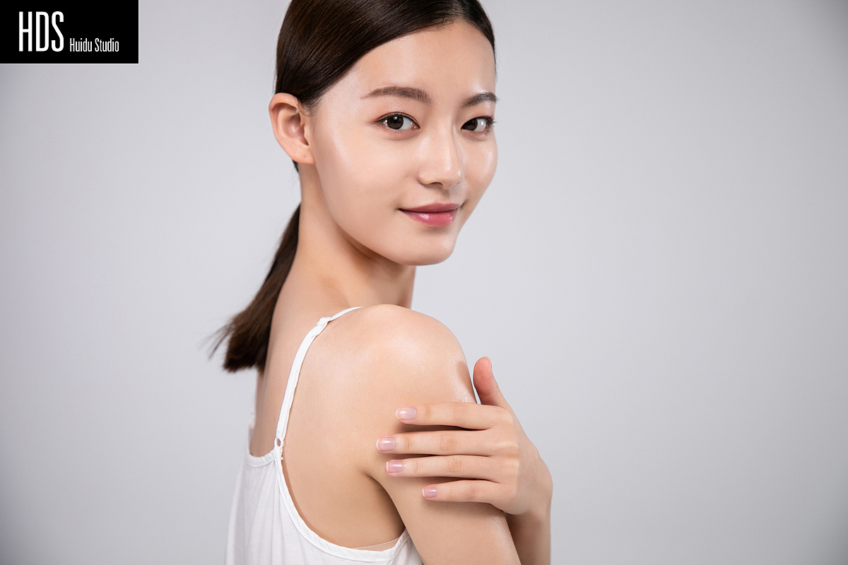 身体乳产品模特 静物 视频拍摄 详情页制作