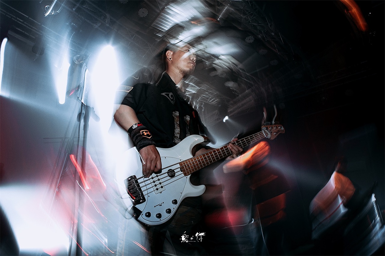 2018年 - 现场音乐LIVE演出 记录回顾（图ZMTQzMTUxMjcy） - 人像摄影 - 站酷设计师乐与饵原创素材 - 站酷ZCOOL