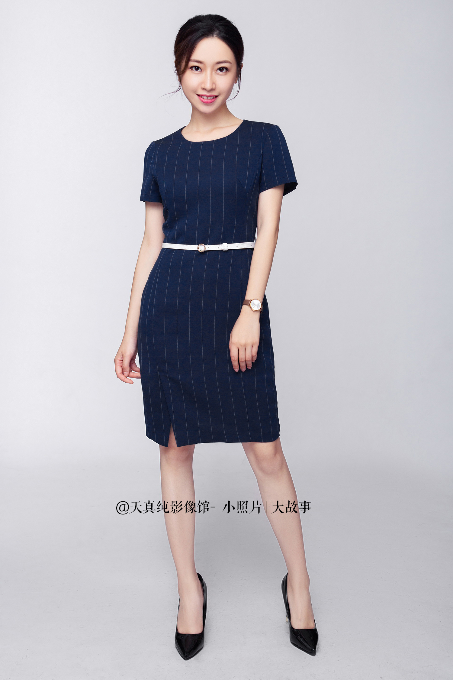 女生商务形象照职业形象照