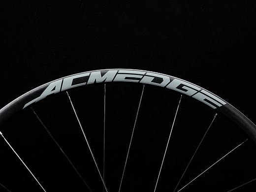 Poshouro ACMEDGE轮组设计&拍摄