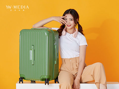 玩味時尚箱包（個人主頁-ZNjIwMDc1NTI=） - 時尚/藝術(shù)攝影 - 站酷設(shè)計師大白蔡蔡蔡原創(chuàng)素材 - 站酷ZCOOL