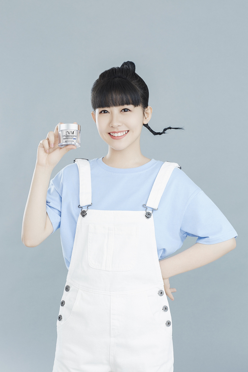 品牌:EVM      赖美云 & EVM品牌护肤大使  平面拍摄