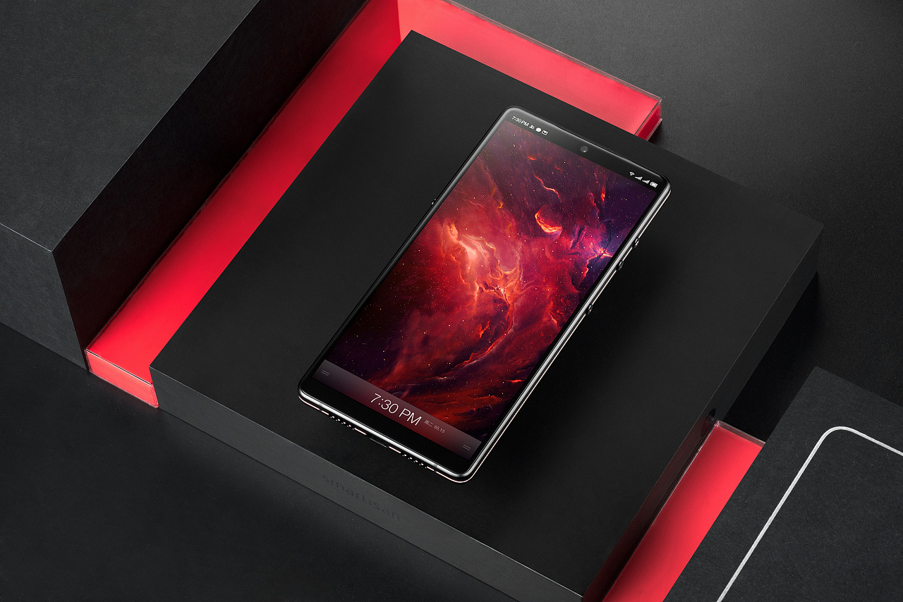 锤子科技 次世代旗舰手机坚果r1碳黑色