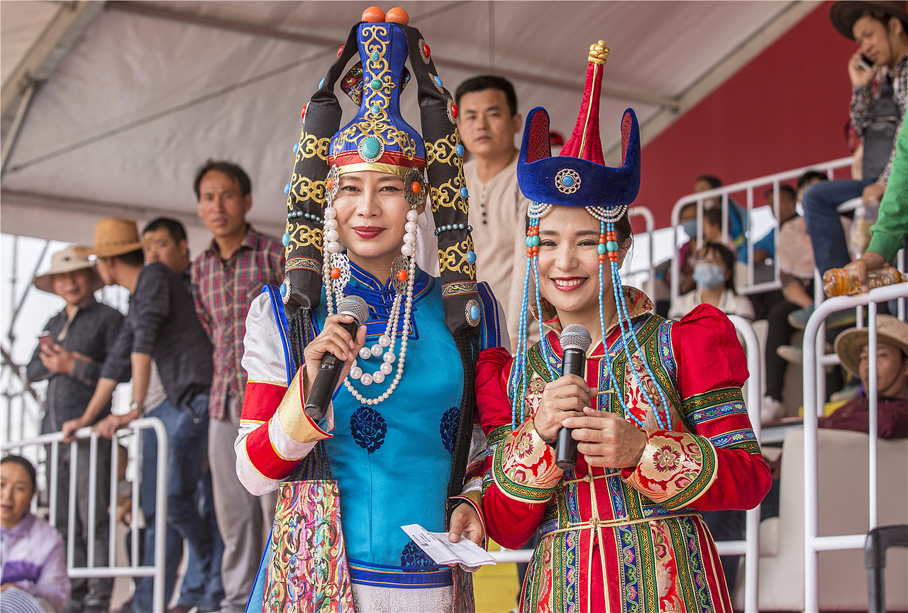 英雄会/阿拉善会英雄