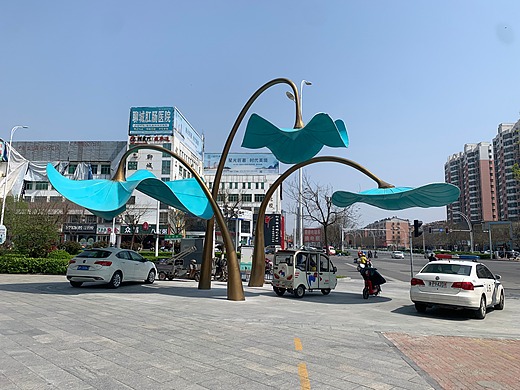 路口节点荷叶不锈钢景观雕塑城市广场铁艺荷花莲花摆件