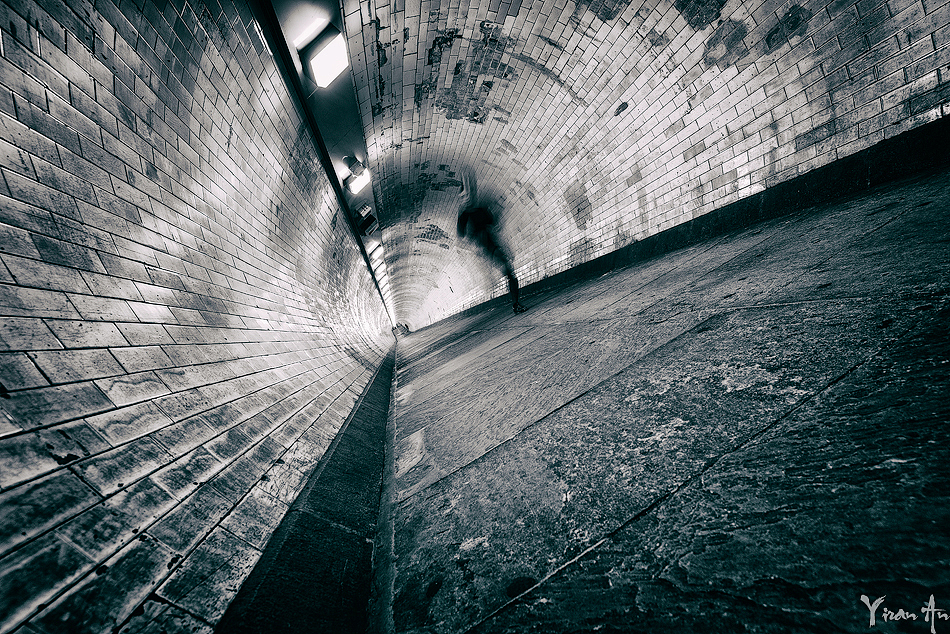 近期拍的伦敦地铁（图ZMTg5ODYwMjQ=） - 环境/建筑摄影 - 站酷设计师安一然Roger原创素材 - 站酷ZCOOL