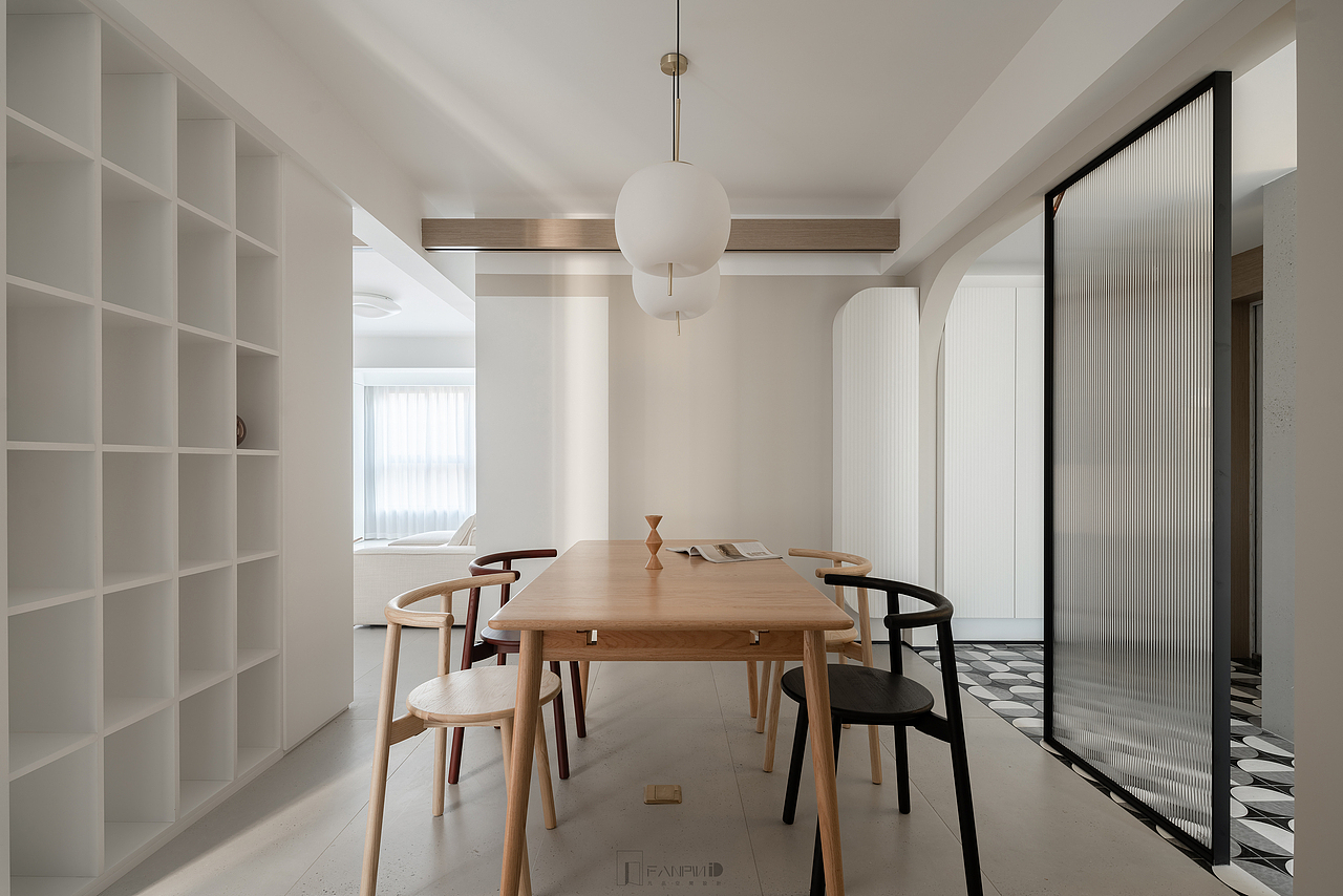 多洄游动线的奶白色治愈空间