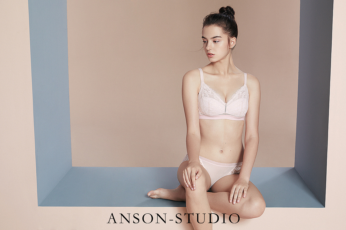 品牌内衣后期修图作品（图ZMTM5ODM4ODk2） - 修图/后期 - 站酷设计师阿森Anson原创素材 - 站酷ZCOOL