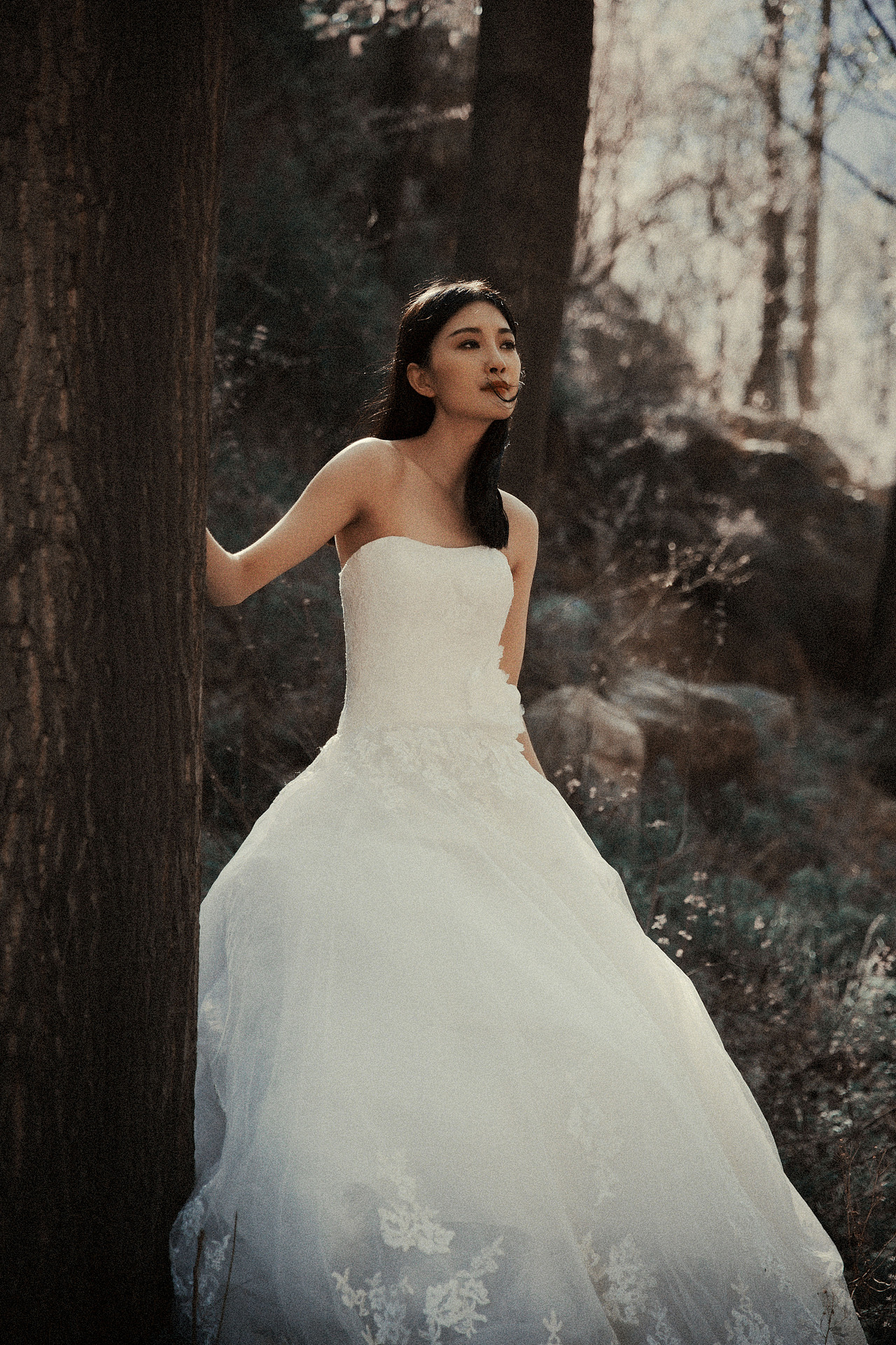 特别色调的单人婚纱