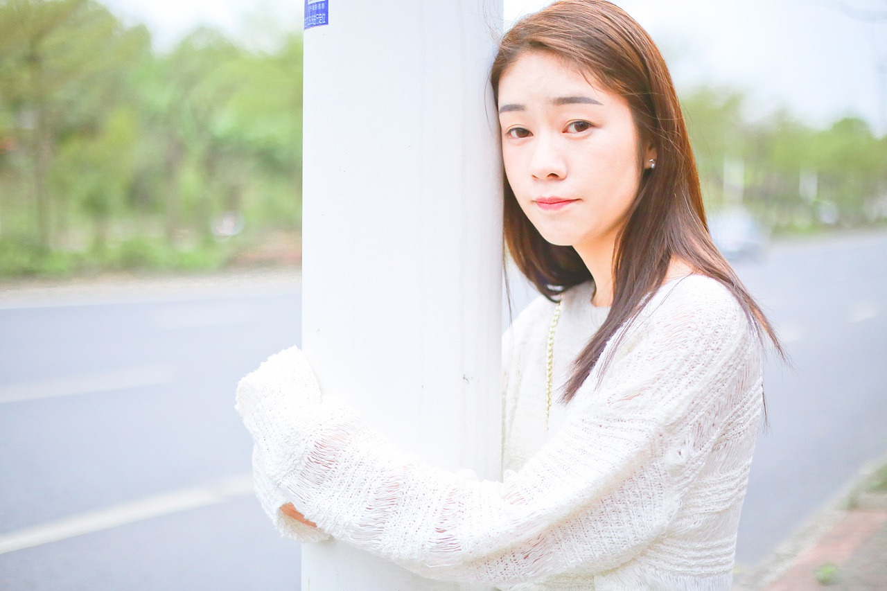 我喜欢你 就好像春天里的三角梅