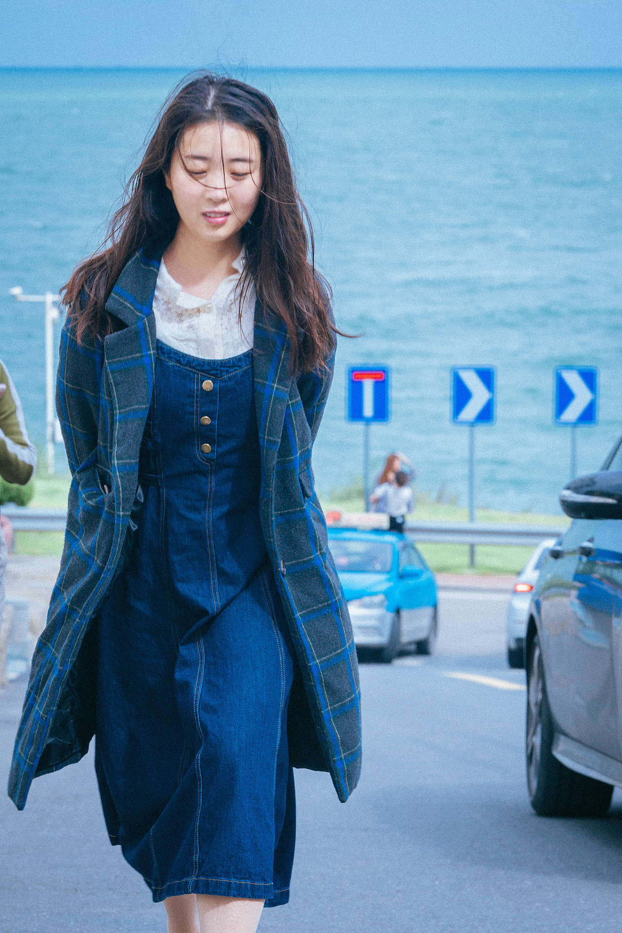 所爱隔山海,山海亦可平