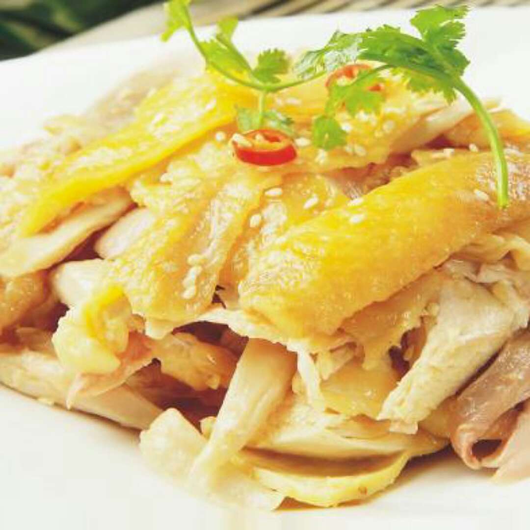 广东正宗盐焗手撕鸡，适合夏天的做法，秘制盐焗调料，鲜香开胃