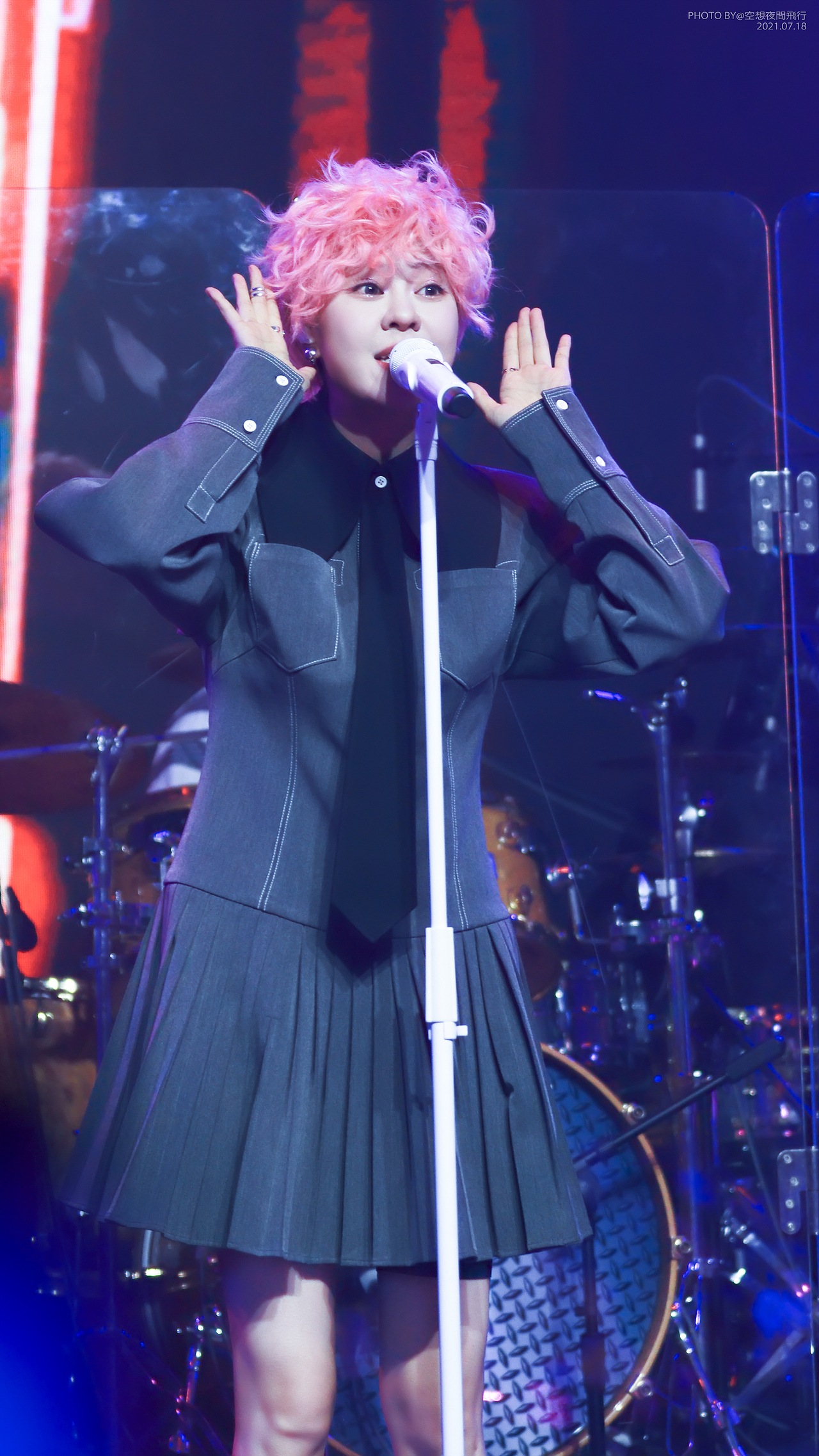 Livehouse摄影｜郁可唯-Dear Live宁波星巢剧场