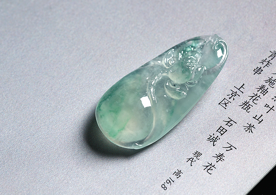 聚翠光廊—翡翠摄影—飘彩莲花牌