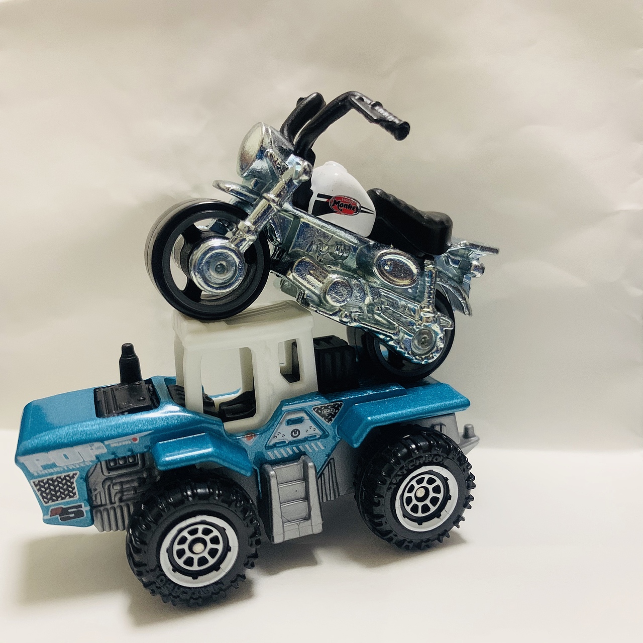 随手拍·风火轮合金车模