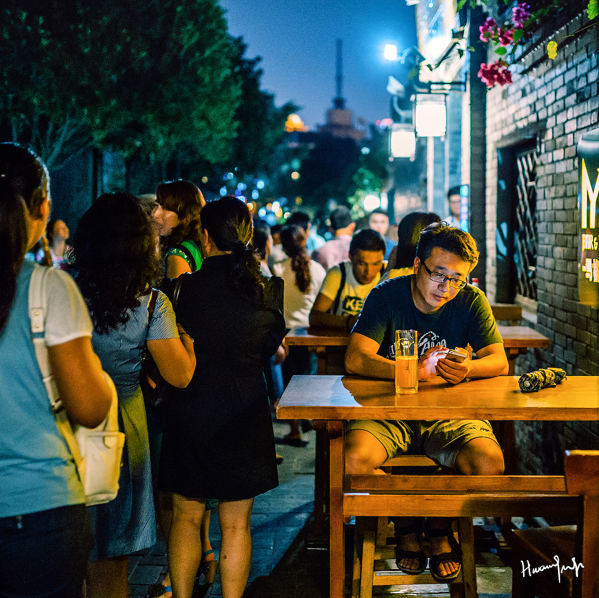 夜游宽窄巷子（图ZMzIxNTY4NDg=） - 风光摄影 - 站酷设计师huangmin5641原创素材 - 站酷ZCOOL