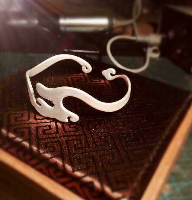 纯银云纹手镯，自娱自乐。（图ZMjkzMzM5MzI=） - 首饰设计 - 站酷设计师wylar原创素材 - 站酷ZCOOL