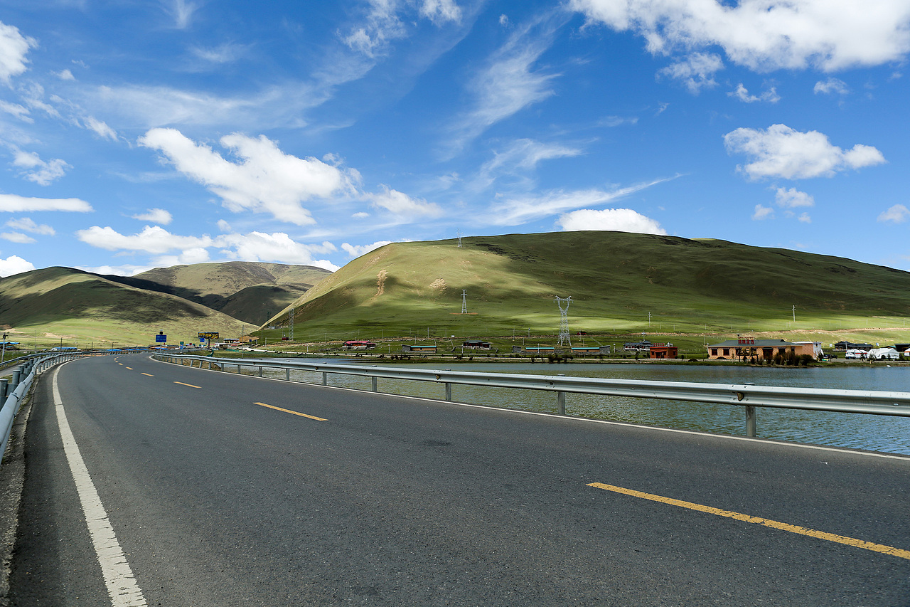 稻城亚丁（图ZODI1NDA2ODQ=） - 风光摄影 - 站酷设计师fjj007原创素材 - 站酷ZCOOL