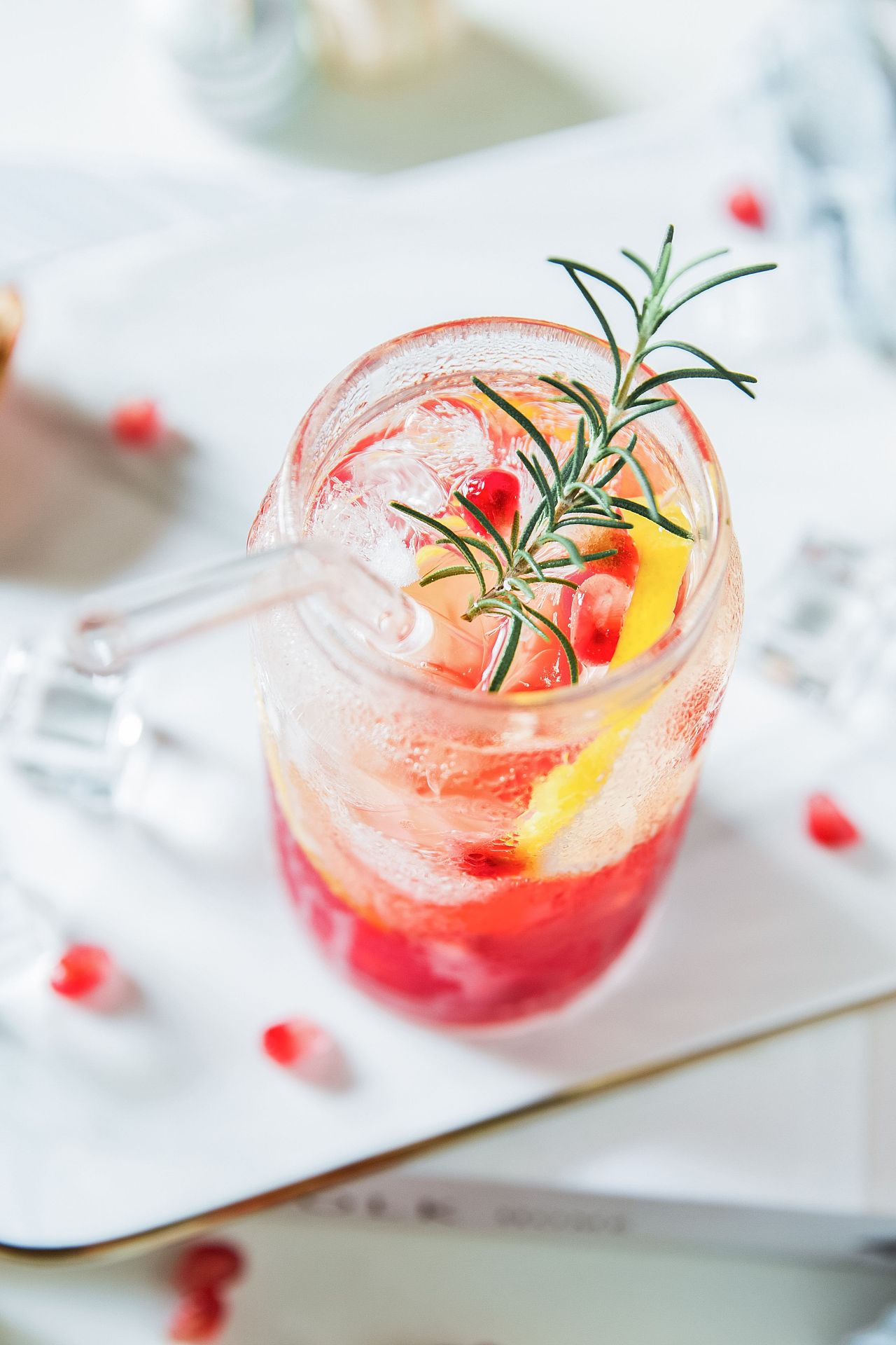 石榴柠檬汽水|摄影|产品摄影|peggy_yyh - 原创作品 - 站酷 (zcool)