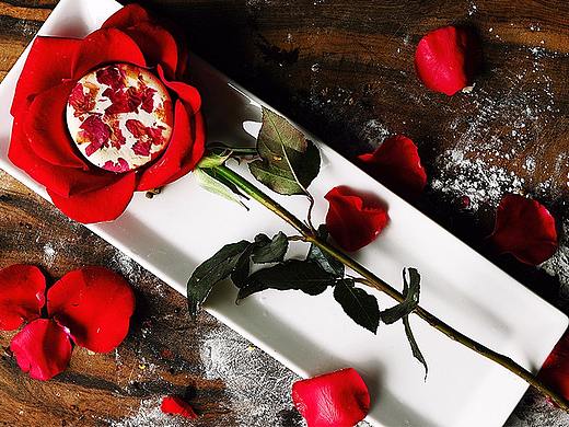 中秋月饼（个人主页-ZMjgyNDY1ODQ=） - 产品摄影 - 站酷设计师张兔兔牙原创素材 - 站酷ZCOOL