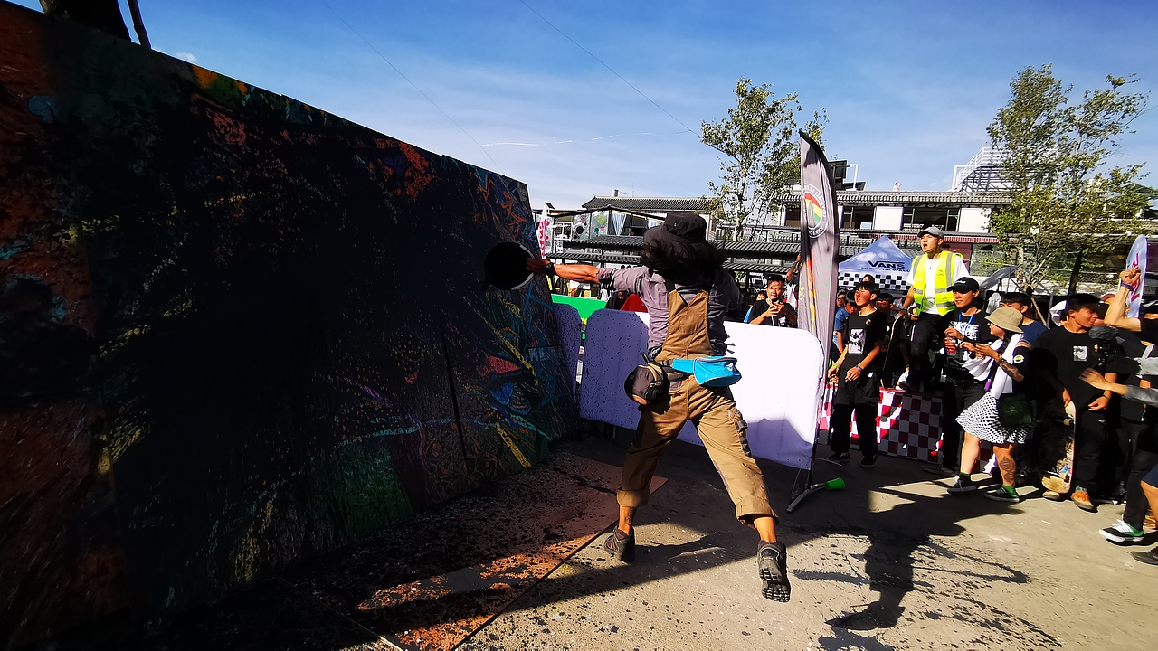 文刀绘——行为创作《眾生—重生》（图ZMTY0NDUwMzc2） - 新锐潮流插画 - 站酷设计师文刀绘公共艺术原创素材 - 站酷ZCOOL