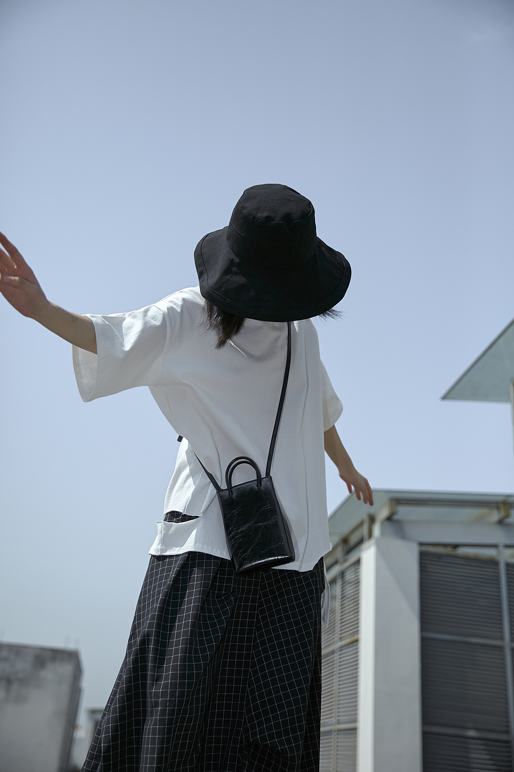 【Emotionlab情绪实验室】2020 盛夏新品上市 LOOKBOOK（图ZMjA1ODIwNjI0） - 人像摄影 - 站酷设计师YONKOS原创素材 - 站酷ZCOOL